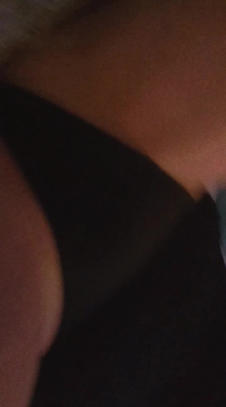 Video by urpeggingdream with the username @urpeggingdream,  March 22, 2021 at 3:09 PM. The post is about the topic Pussy and the text says 'Slippery when wet!!'