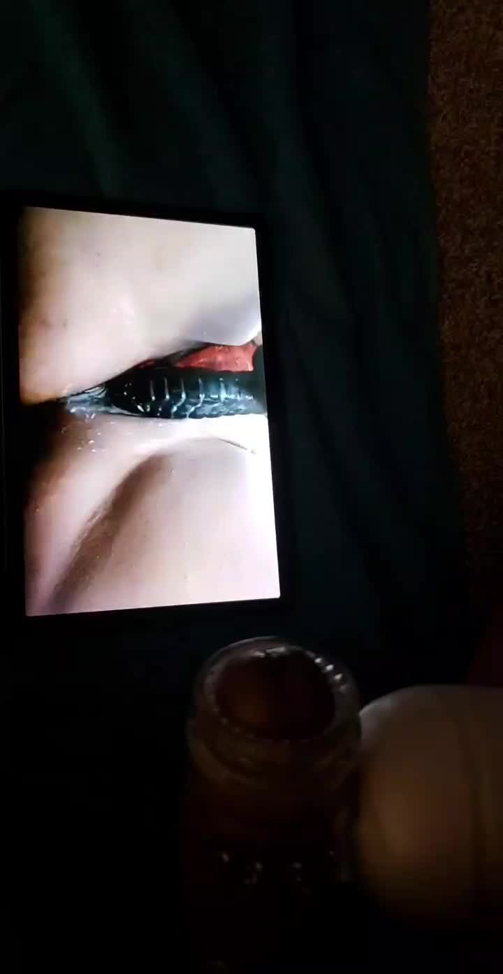 Shared Video by Deekaay with the username @Deekaay,  August 16, 2021 at 8:35 PM. The post is about the topic Cumshot and the text says 'Who wants it on their face? better yet in the pussy?'