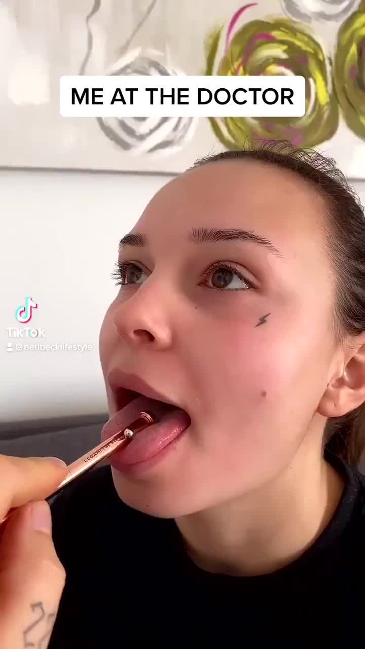 Video by Tiktokporner with the username @Juice05,  June 24, 2021 at 7:55 AM. The post is about the topic NSFW TikTok and the text says '#NSFW #tiktok #blowjob #porn'