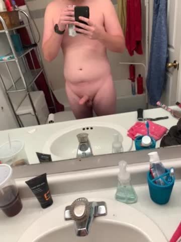 Video by golfer810 with the username @golfer810,  November 12, 2021 at 1:02 AM. The post is about the topic Home Made Amateurs and the text says 'lets get drunk naked together!??😜😈😈'