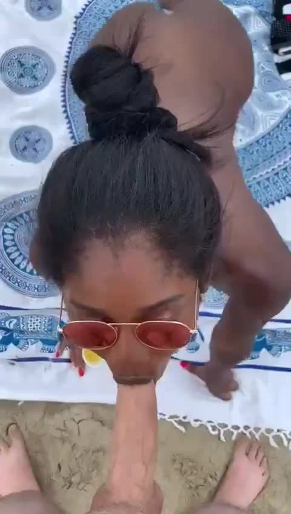 Shared Video by tetakovajivotnonema with the username @tetakovajivotnonema,  May 23, 2024 at 9:47 PM. The post is about the topic blowjob and the text says 'My kind of beach!'