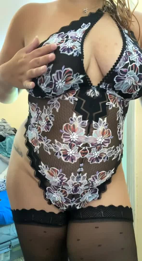 Video post by Hottestbustybabes