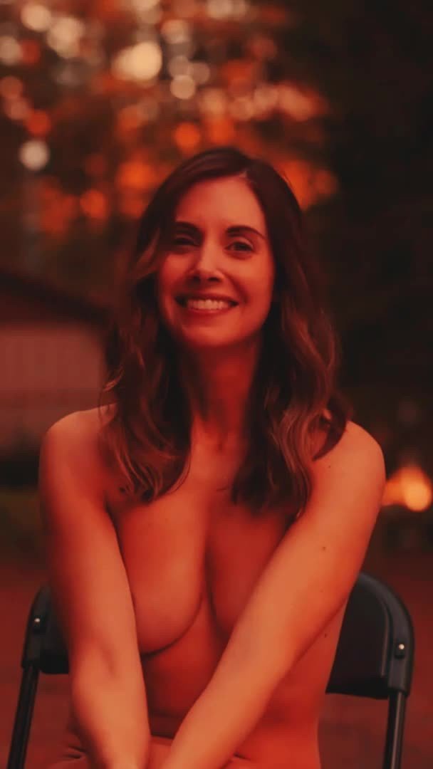 Video by BeautyLovers with the username @BeautyLovers,  October 30, 2023 at 5:50 AM. The post is about the topic Nude Celebrity and the text says 'Alison Brie ❤️ #iaminlove'