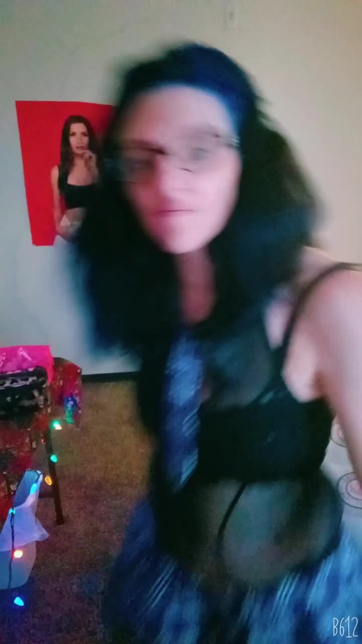 Video post by Love2SquirtRs78
