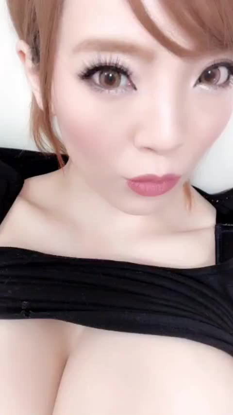 Video post by Hana