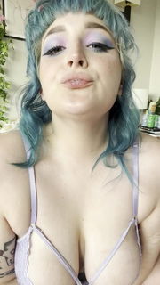 Video by naughtysquirrel010 with the username @naughtysquirrel010,  October 20, 2023 at 2:23 PM. The post is about the topic naughty squirrels fun house and the text says '#bbw #ahego #altgirl'