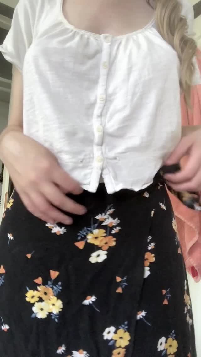 Video by polkj10 with the username @polkj10,  June 12, 2022 at 11:31 AM. The post is about the topic Busty Petite
