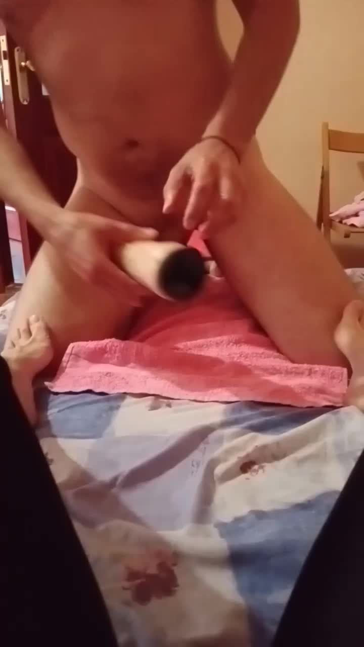 Video by Alexfemdombi with the username @Alexfemdombi,  September 23, 2023 at 11:40 PM. The post is about the topic Anal/DAP/Fisting/Extreme insertions