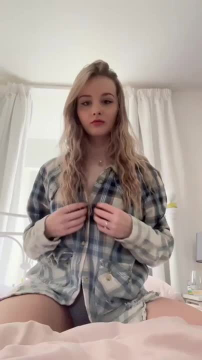 Video by BADCAT001 with the username @BADCAT001,  January 9, 2023 at 7:00 AM. The post is about the topic Teen and the text says 'Teen treat 🔥🔥she got gorgeous boobies'
