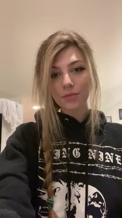 Video by Sexy Scrapbook with the username @sexyscrapbook,  April 10, 2022 at 11:27 AM. The post is about the topic Amateurs