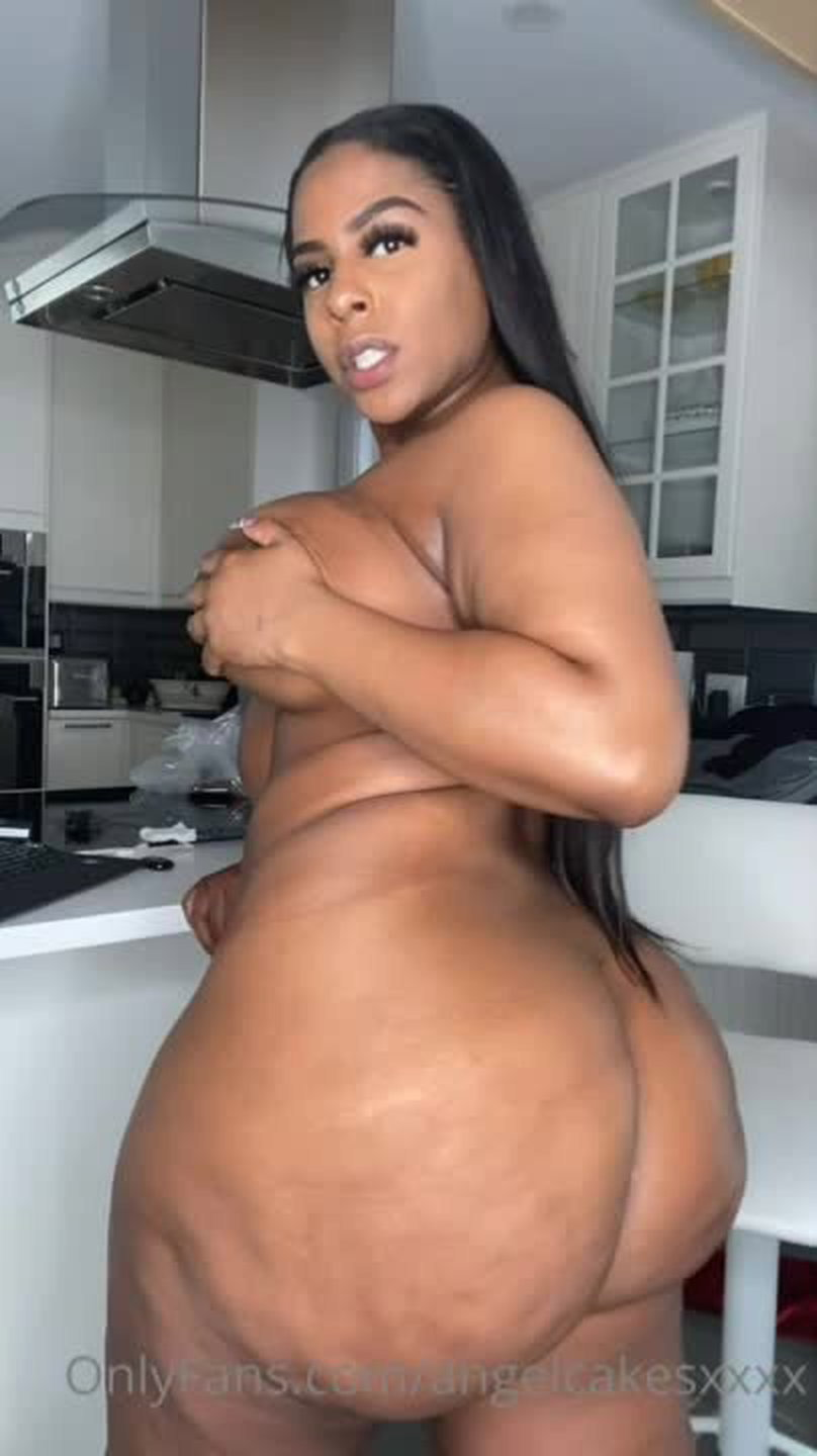 Video by Flixing42 with the username @Flixing42,  May 1, 2022 at 10:02 AM. The post is about the topic Thick booty ebony