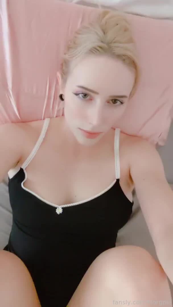 Video post by Horneebastard