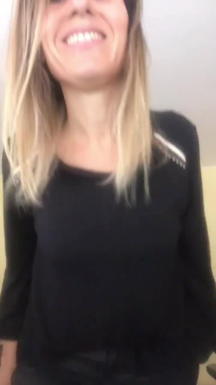 Video post by Heidi HotWife