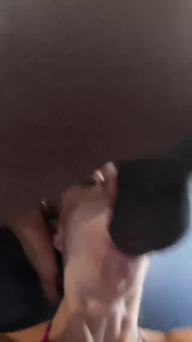 Video post by Horny69xo