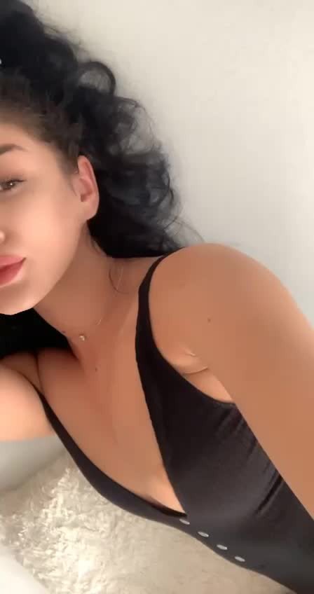 Video by Charlottee with the username @Charlottee, who is a star user,  July 28, 2022 at 4:15 AM. The post is about the topic Fingering and the text says 'I'm waiting for you at: https://stripchat.com/_charlotte'