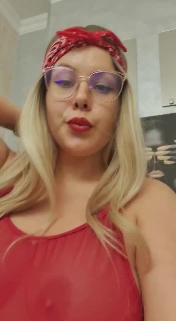 Video by Lexi Berry with the username @LexiBerry, who is a star user,  September 10, 2022 at 2:50 AM. The post is about the topic Onlytease and the text says 'good morning babe!'
