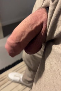 Shared Video by Ladalada1 with the username @Ladalada1, who is a verified user,  June 1, 2024 at 9:58 PM. The post is about the topic Cocks with foreskin