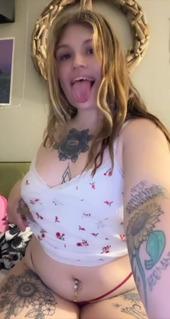 Video post by Groovybaby97