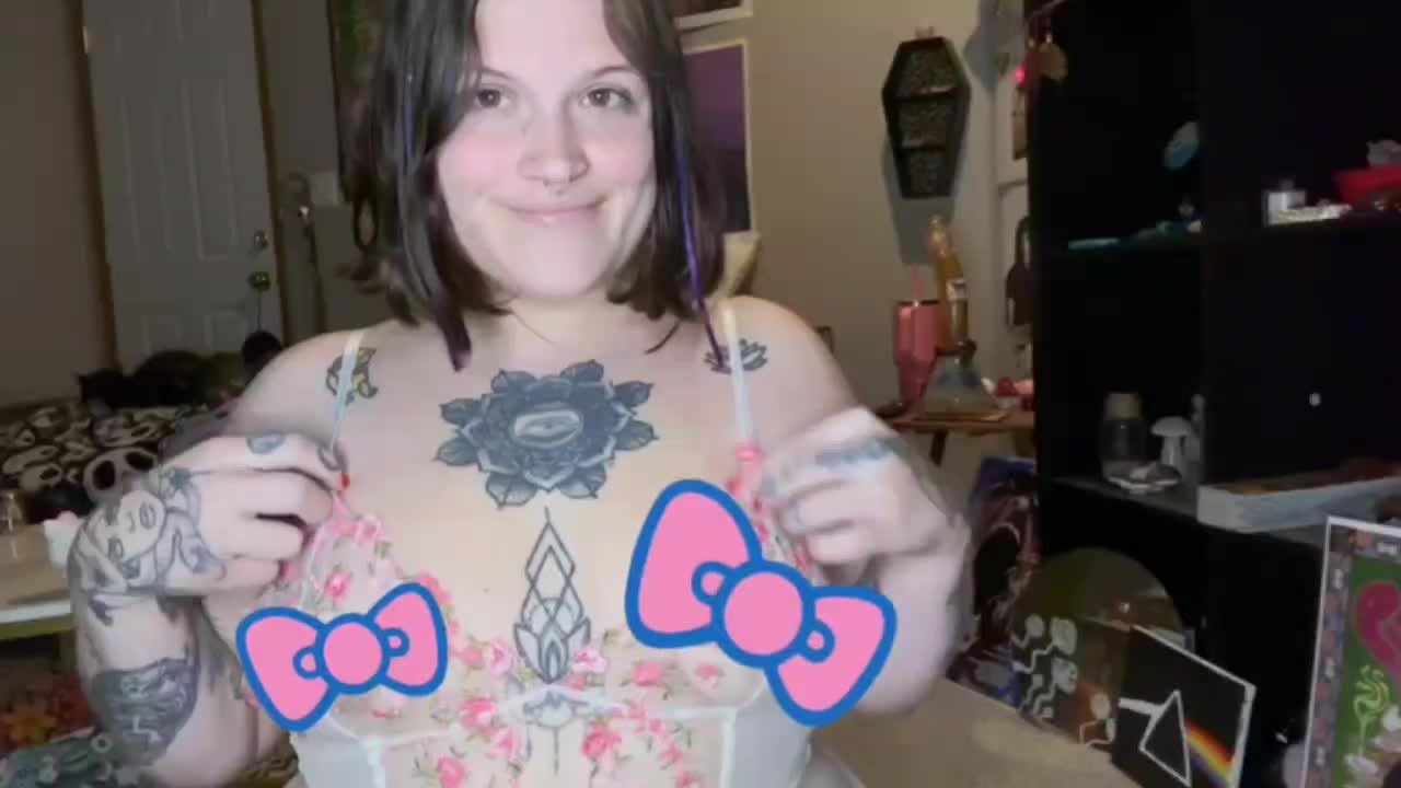 Video by Groovybaby97 with the username @Groovybaby97, who is a star user,  December 1, 2024 at 7:35 PM. The post is about the topic Cute and Sweet Girls and the text says 'Cum take this off me  (ask for menu) hellokittyluvrr 

https://onlyfans.com/thatgroovychick

Discord'