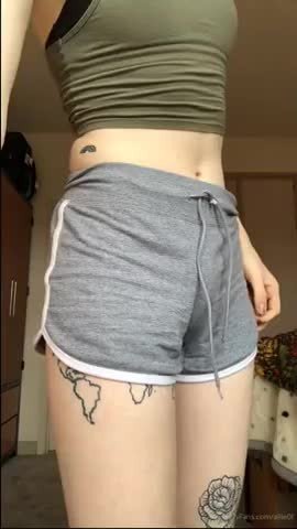 Shared Video by beautyhasnogender with the username @beautyhasnogender, who is a verified user,  April 16, 2024 at 12:12 PM. The post is about the topic Shemale Twinks and the text says 'share'