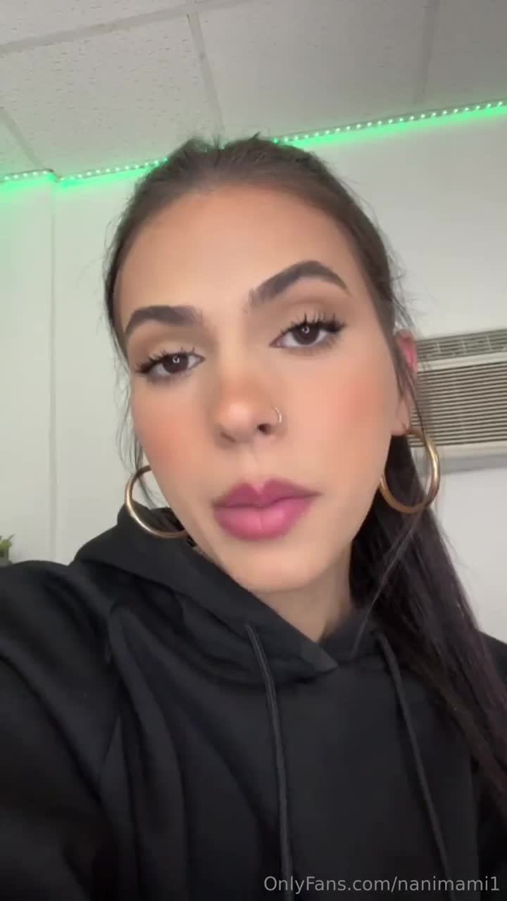 Shared Video by beautyhasnogender with the username @beautyhasnogender, who is a verified user,  May 2, 2024 at 3:39 PM. The post is about the topic Anal Training and the text says 'Mmm😈😍🤤🥵😘💋'