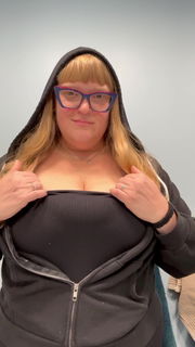 Video by TitsAndGigglez with the username @TitsAndGigglez, who is a verified user,  November 13, 2023 at 3:48 PM. The post is about the topic Sexy BBWs and the text says 'Get a squeeze #bbw #tits #boobs #cleavage'