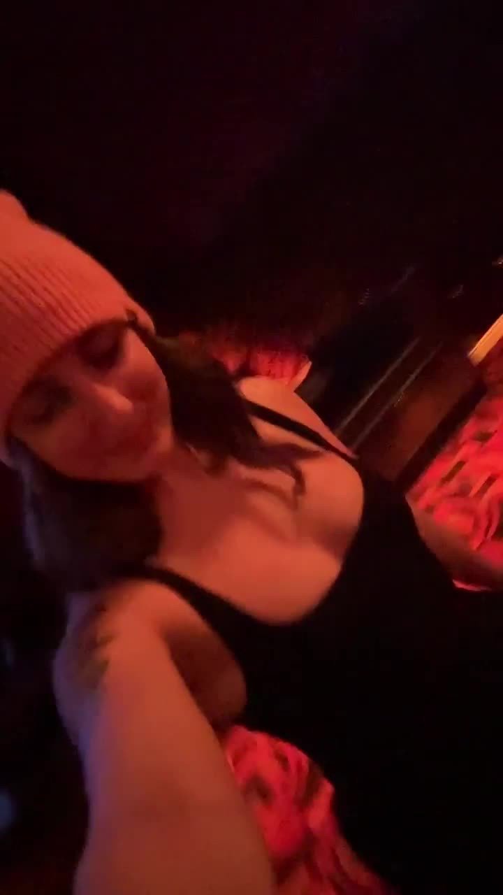 Video by NaughtySarah with the username @NaughtySarah,  April 11, 2024 at 4:42 AM. The post is about the topic Naked in public