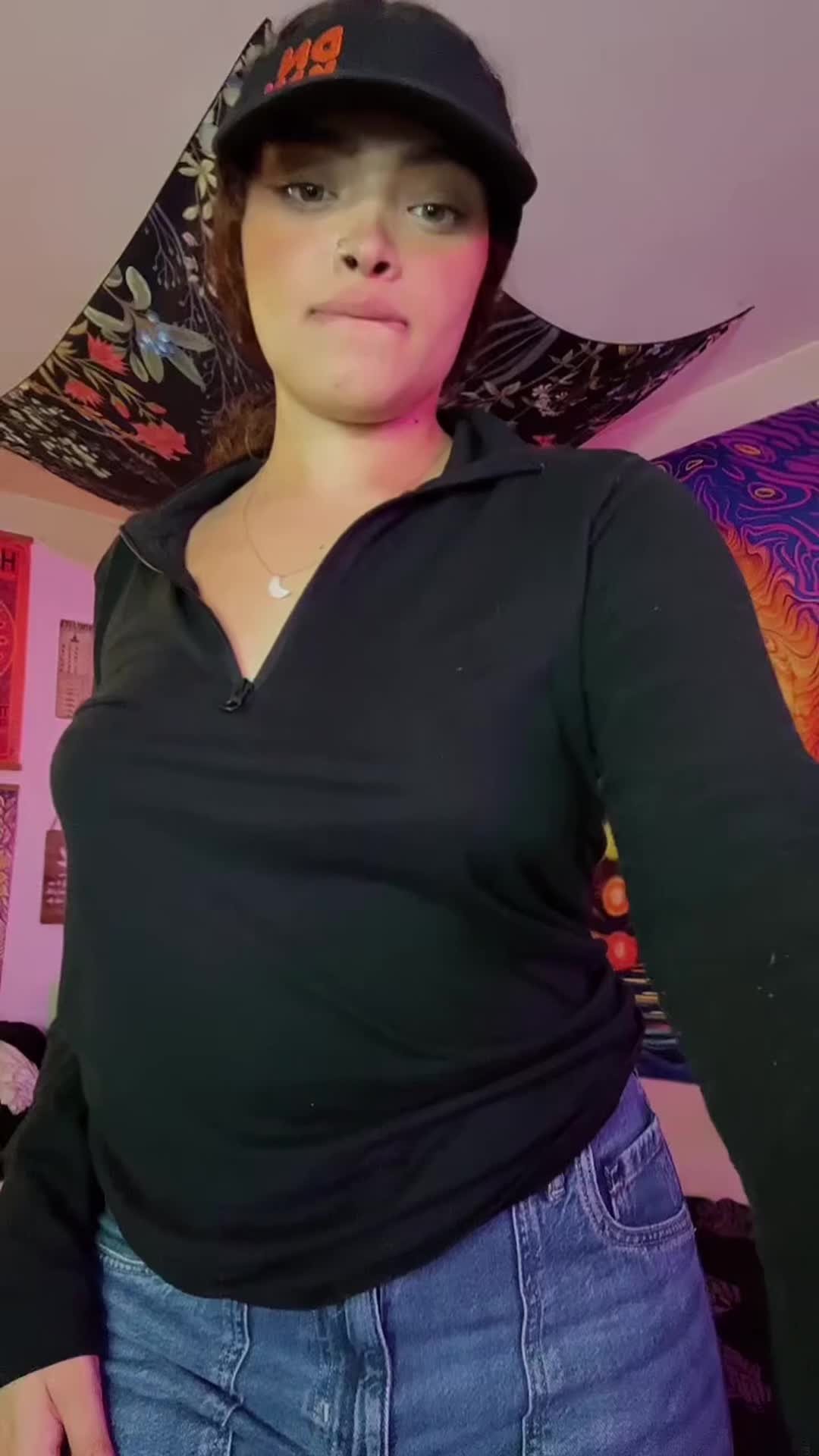 Shared Video by NaughtySarah with the username @NaughtySarah,  May 1, 2024 at 2:33 PM. The post is about the topic Tiktok xxx