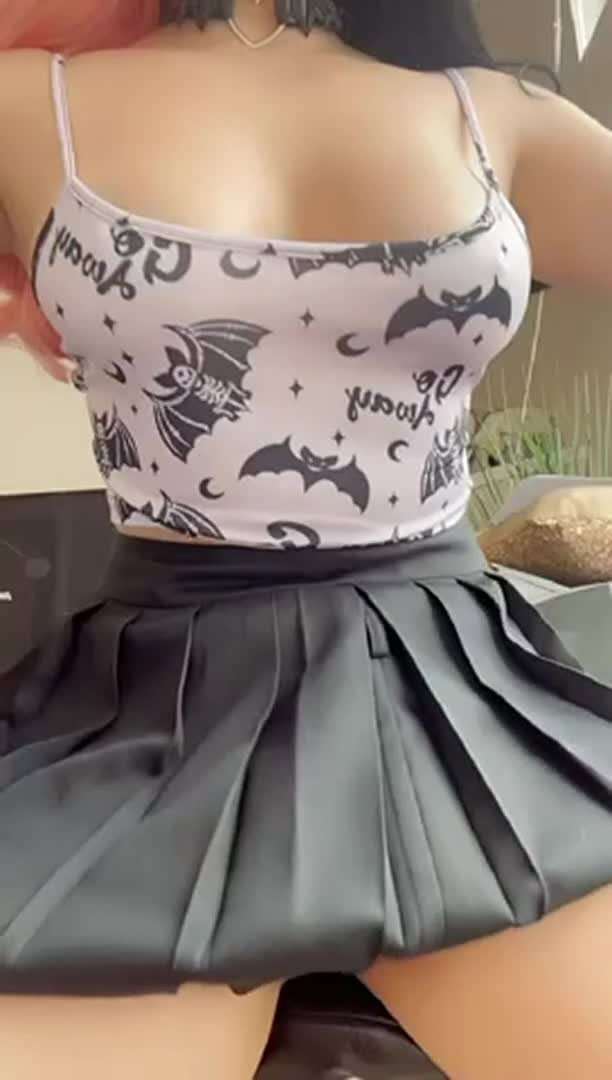 Video by WhoreApril with the username @WhoreApril,  May 28, 2024 at 10:16 AM. The post is about the topic Busty Chicks