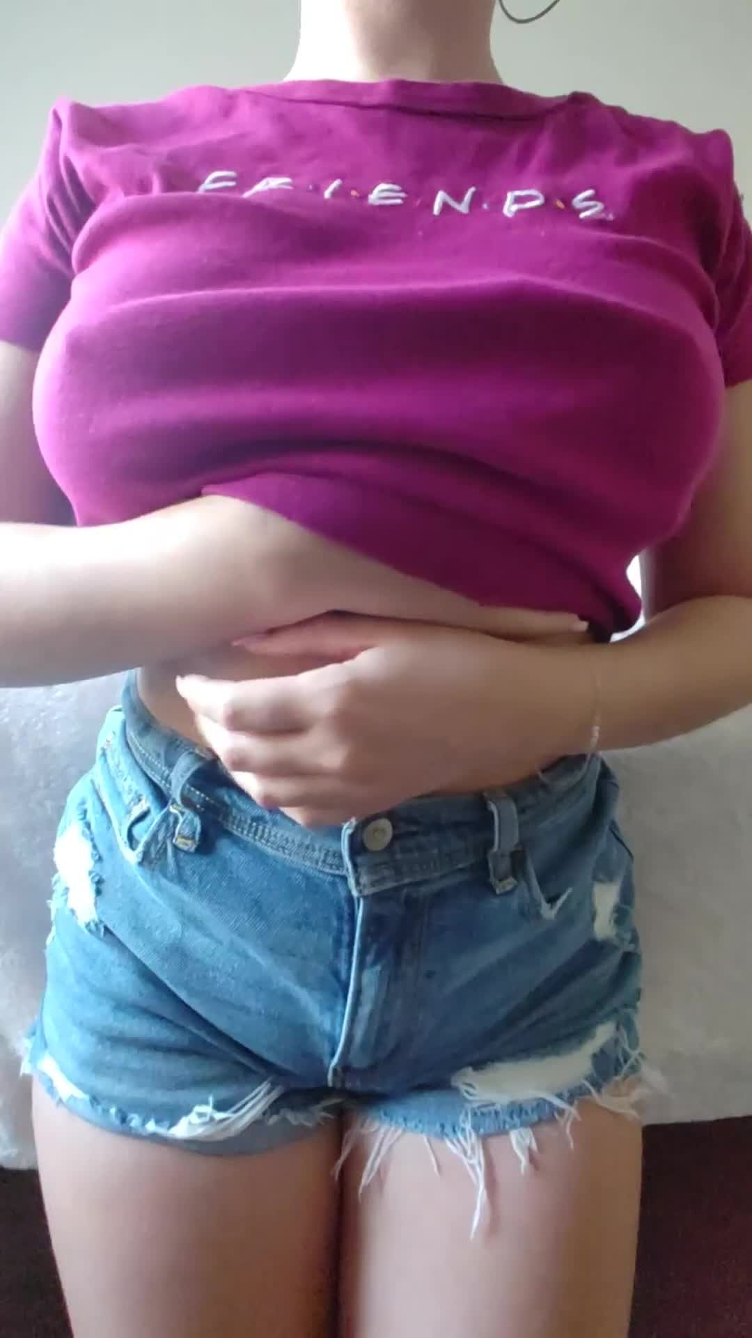 Video post by DirtyVeronica
