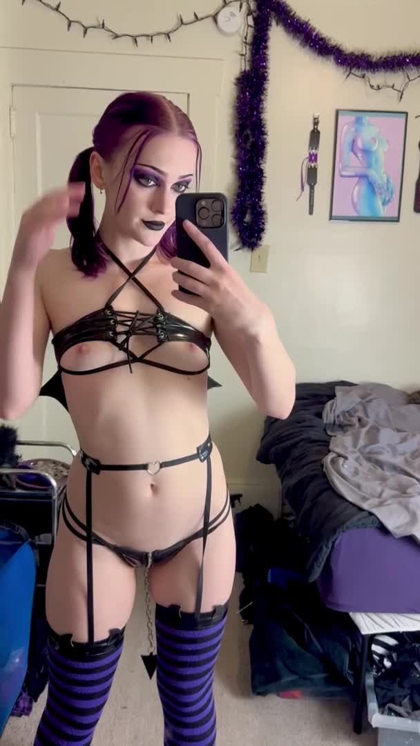 Shared Video by Easy.Crystal7 with the username @Easy.Crystal7,  April 27, 2024 at 9:40 AM. The post is about the topic Sexy Succubus