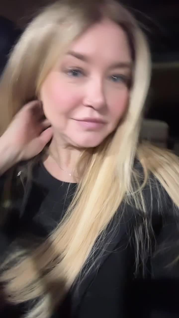 Video by Blueeyes_bimbo with the username @hypnoporn, who is a verified user,  December 10, 2023 at 5:43 AM and the text says 'Does Bambi please you?'