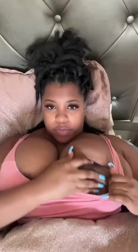 Shared Video by homemadebbwbbcporn with the username @homemadebbwbbcporn, who is a star user,  April 2, 2024 at 7:35 PM