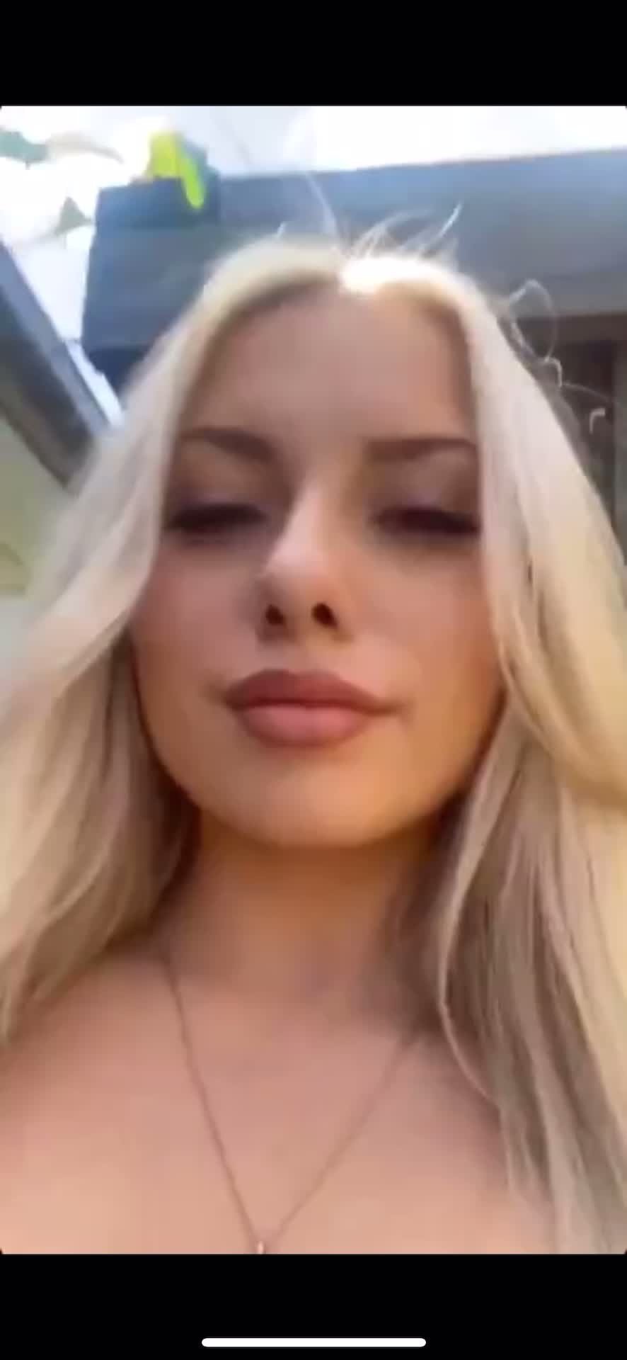 Video by Uwannaplay with the username @Uwannaplay, who is a verified user,  April 27, 2023 at 2:58 AM. The post is about the topic Stunning woman!