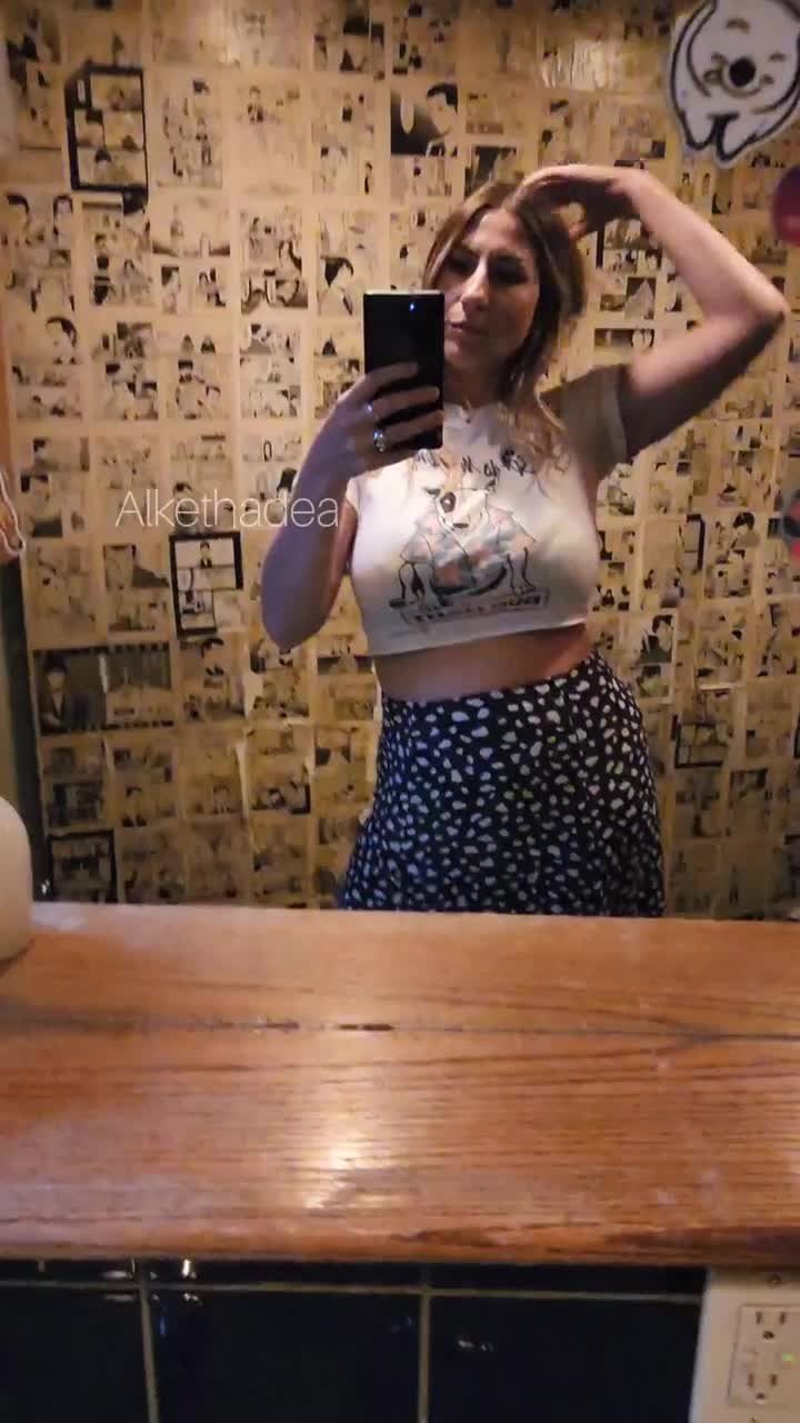 Shared Video by AllChicksNoDicks with the username @AllChicksNoDicks, who is a verified user,  April 18, 2024 at 12:16 PM and the text says '#Alkethadea'