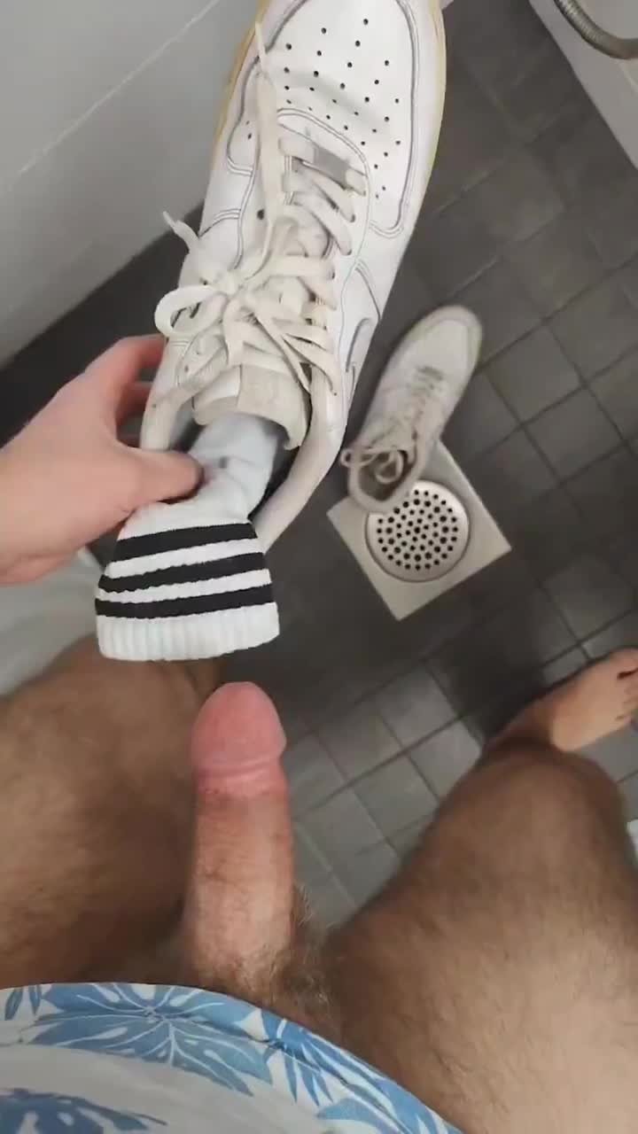 Shared Video by dademurphy4865 with the username @dademurphy4865, who is a verified user,  April 5, 2024 at 12:35 PM. The post is about the topic Shoes Cocks Cum