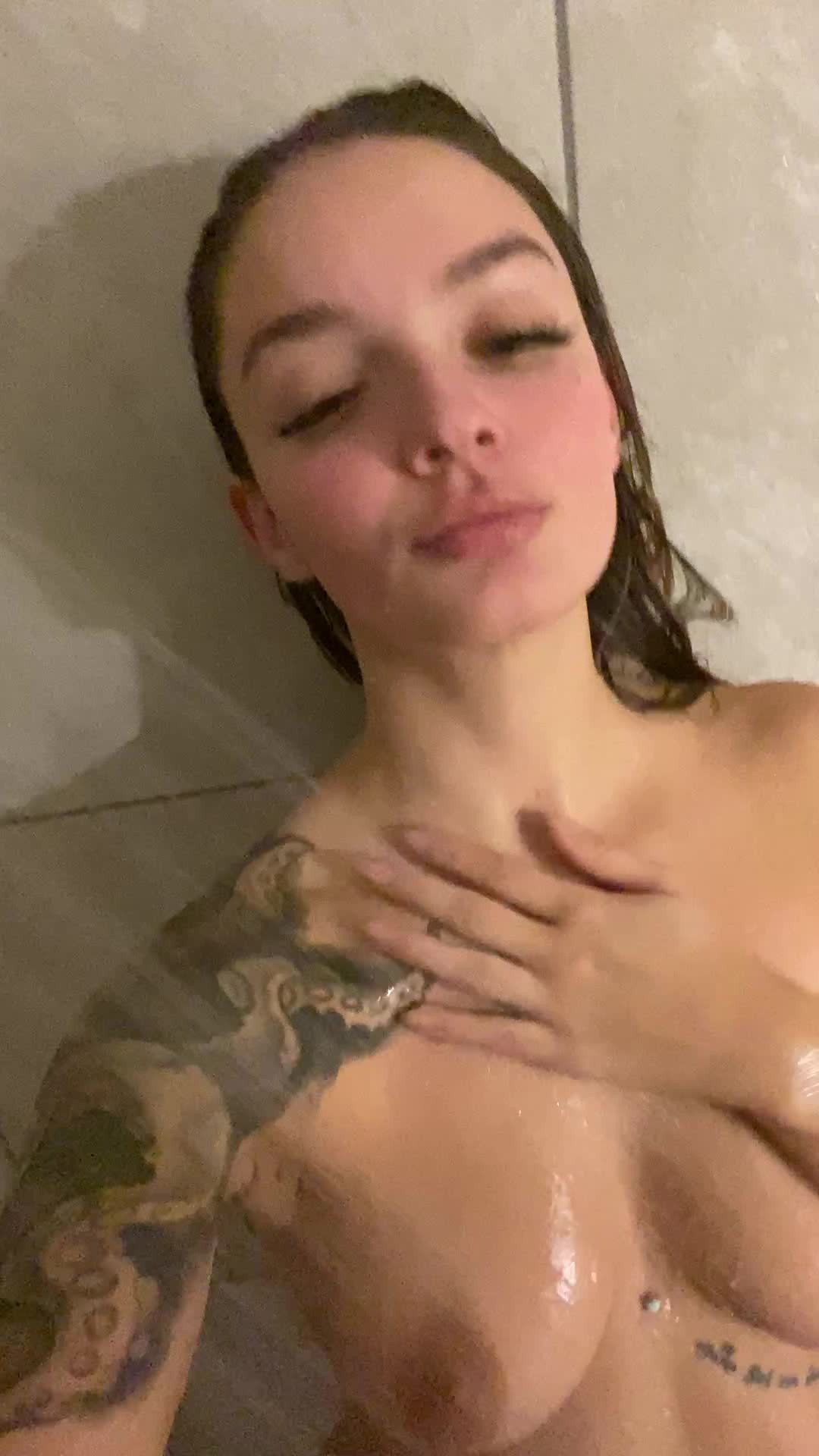 Shared Video by tillythetoy with the username @tillythetoy, who is a star user,  December 31, 2023 at 11:17 PM. The post is about the topic MyIdeaOfPerfection and the text says 'perfect shower buddy'