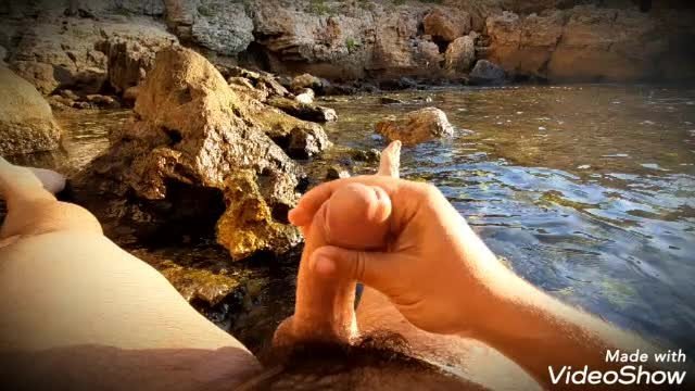 Video by GogoHorny with the username @GogoHorny, who is a verified user,  February 18, 2024 at 6:52 AM and the text says '#Masturbation #cock #Beach
Masturbation on the beach!!'