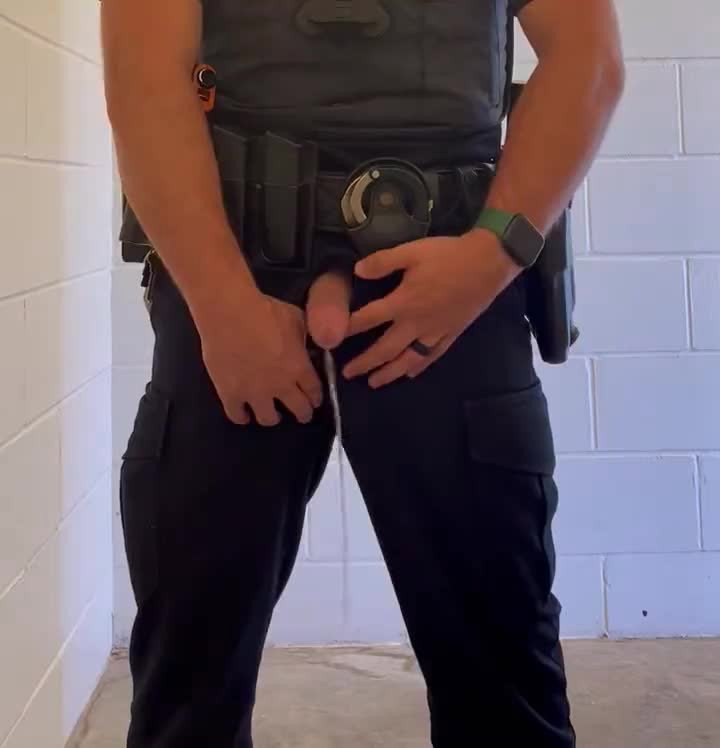 Video by PissGuy with the username @Gaypissing, who is a verified user,  September 15, 2023 at 12:07 PM and the text says 'Uniformed'