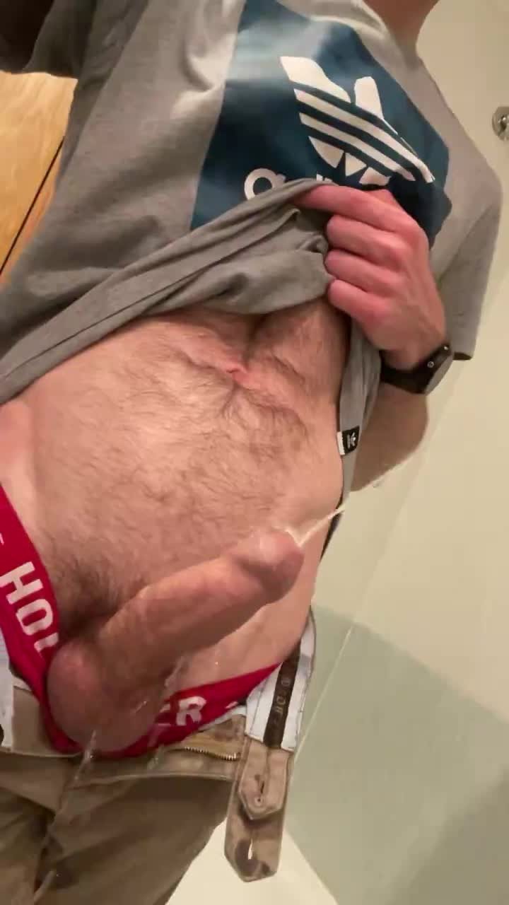 Shared Video by PissGuy with the username @Gaypissing, who is a verified user,  May 17, 2024 at 2:22 AM