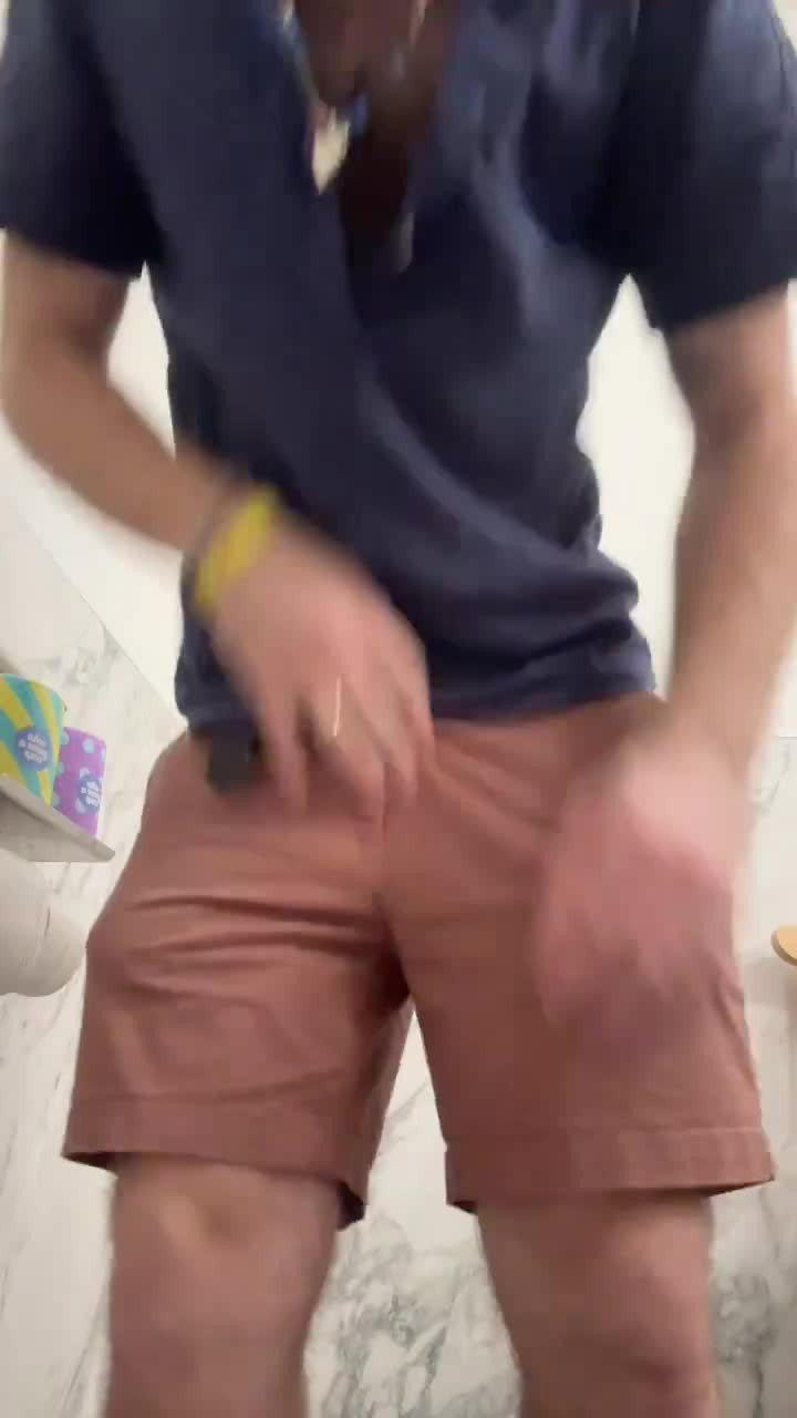 Video by PissGuy with the username @Gaypissing, who is a verified user,  May 26, 2024 at 12:36 PM