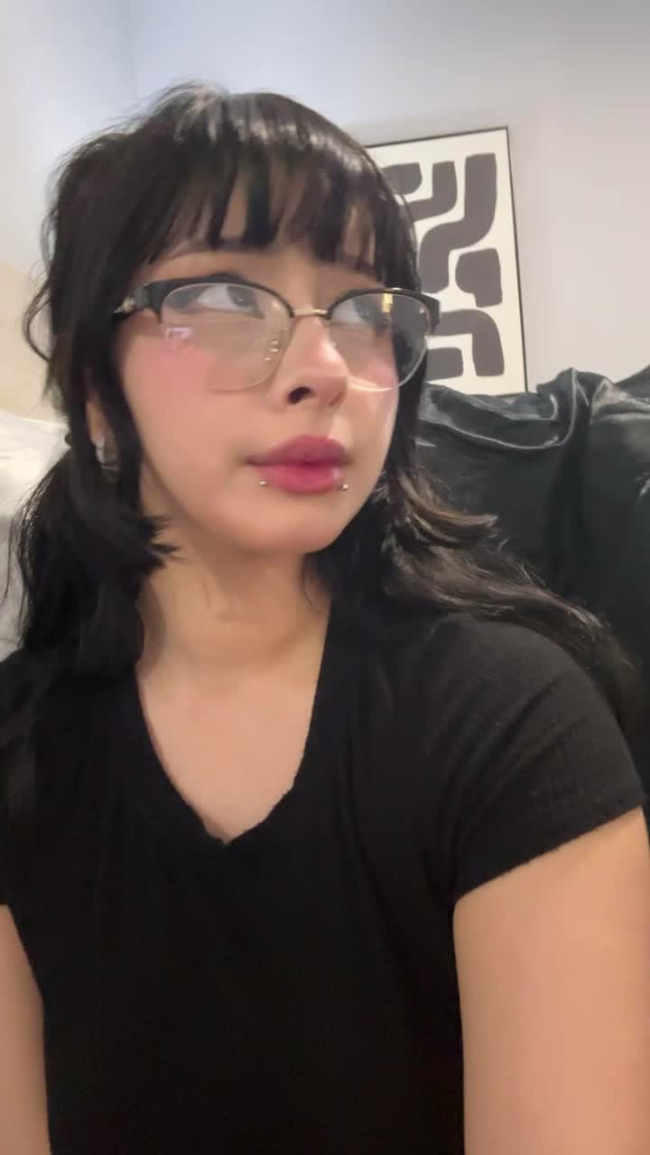 Video by Amy with the username @amyclayre, who is a star user,  January 21, 2024 at 6:07 PM. The post is about the topic TikTok and the text says 'You find out here:
https://onlyfans.com/amyclayre/c55'