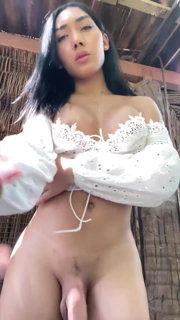 Shared Video by sexxxbeatzzz with the username @sexxxbeatzzz, who is a verified user,  June 9, 2024 at 6:15 AM
