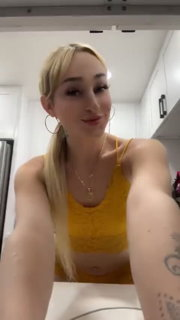 Shared Video by sexxxbeatzzz with the username @sexxxbeatzzz, who is a verified user,  June 15, 2024 at 10:44 PM. The post is about the topic Transgender Beauty