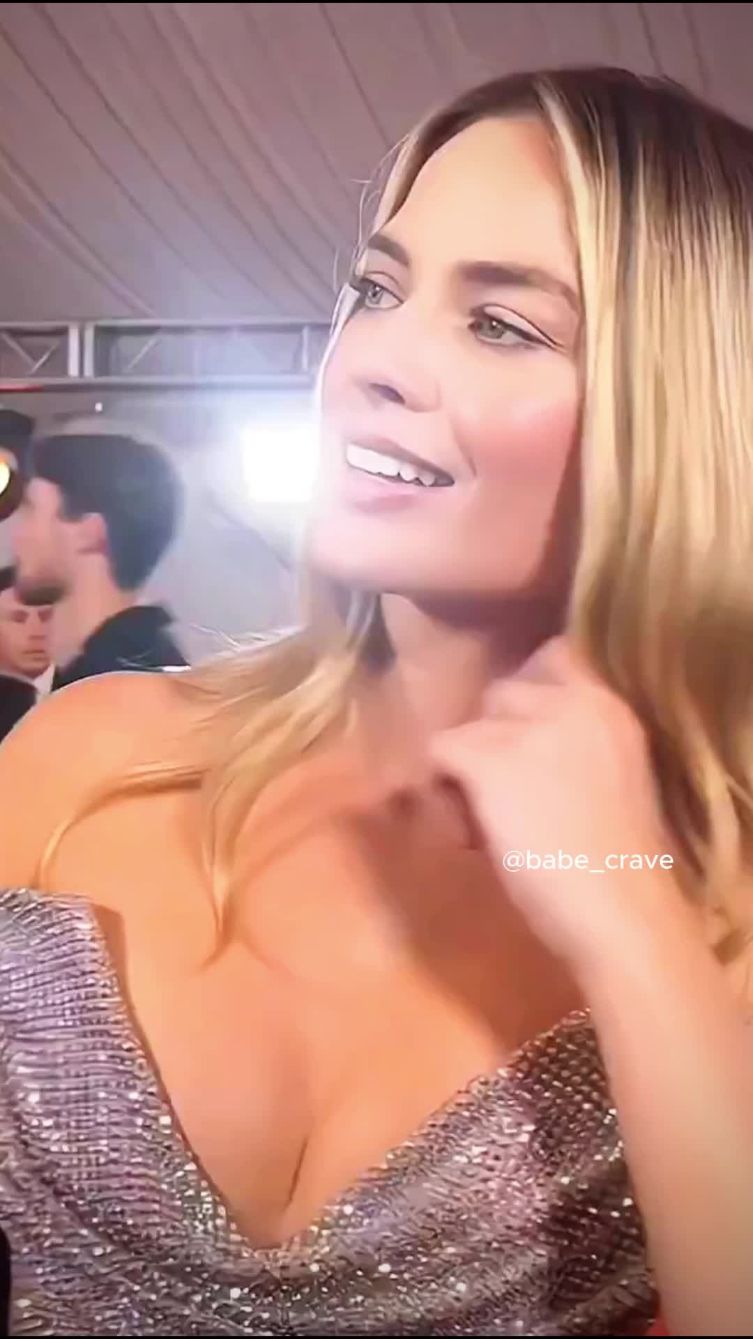 Video by babecrave with the username @babecrave, who is a verified user,  April 19, 2024 at 2:41 AM. The post is about the topic Margot Robbie and the text says '#MargotRobbie is perfection
😍😍😍😍
#actress #blondes #celebrity #celebs #cleavage  #beauty'