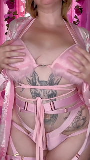 Video by kisicaxx with the username @kisicaxx, who is a star user,  June 1, 2024 at 1:11 PM. The post is about the topic Alt girls and the text says 'imagining all the dirty things we could do together'
