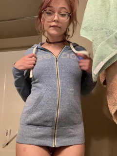Video by GracieGreyyxo with the username @GracieGreyyxo, who is a star user,  June 1, 2024 at 10:22 AM. The post is about the topic Petite Girls and the text says 'Front or back?'