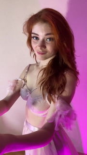 Shared Video by foxydreams with the username @foxydreams, who is a star user,  August 29, 2024 at 4:19 PM. The post is about the topic Busty Petite Girls