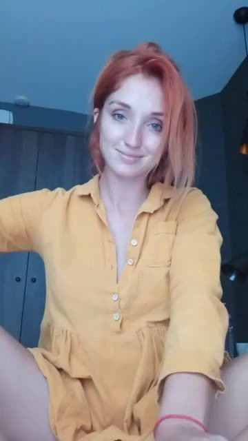 Video by godsdebris with the username @godsdebris,  October 16, 2021 at 9:58 AM. The post is about the topic Beautiful Redheads and the text says 'Red Fox Masturbation'