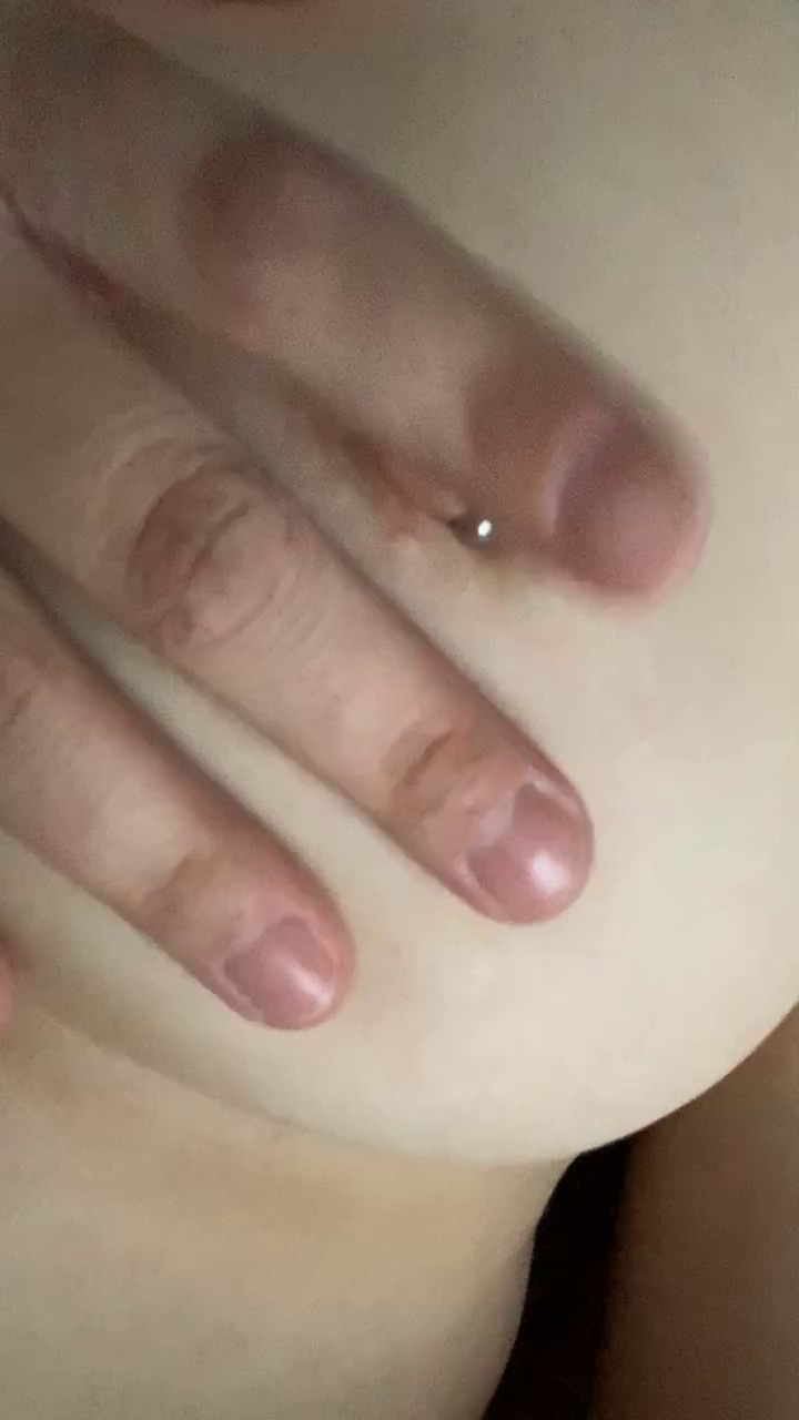 nipple piercing